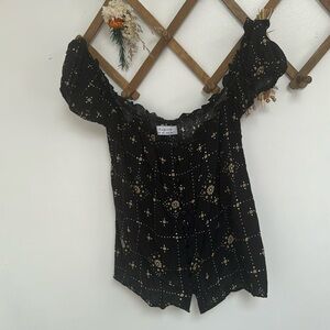 August’s The Label Summer Women’s Top, Size US 6